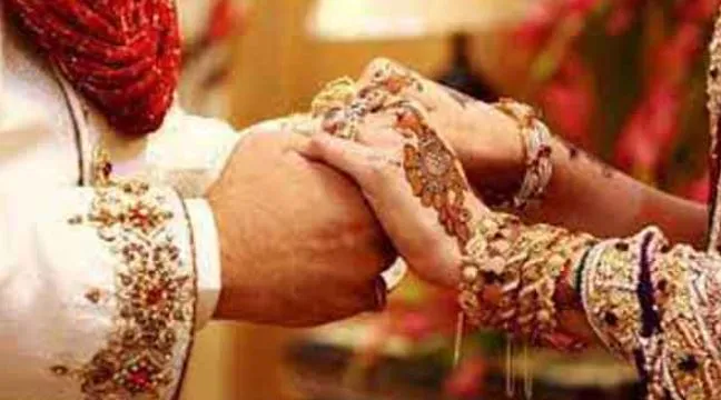 बरेली: दो बच्चों के पिता ने खुद को कुंवारा बताकर किया प्रेम विवाह, रिपोर्ट दर्ज