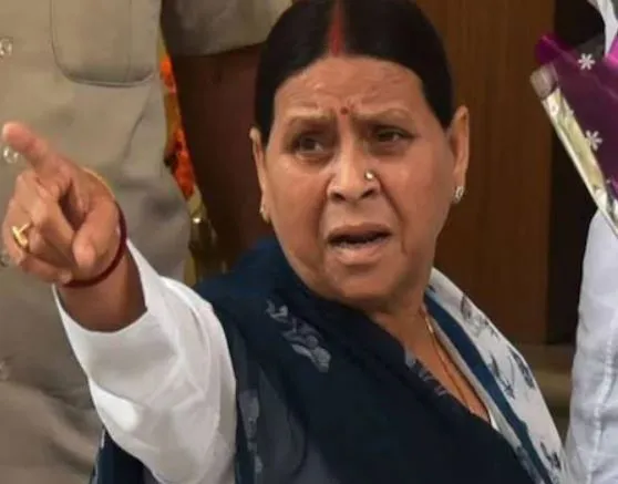 राबड़ी देवी ने सीबीआई की छापेमारी पर कहा- लोग सब कुछ देख रहे हैं