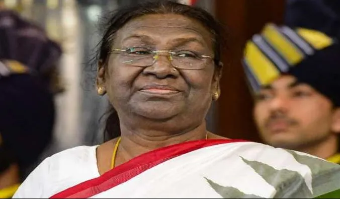 राष्ट्रपति ने तुमकुरू सड़क हादसे में लोगों की मौत पर किया शोक प्रकट  
