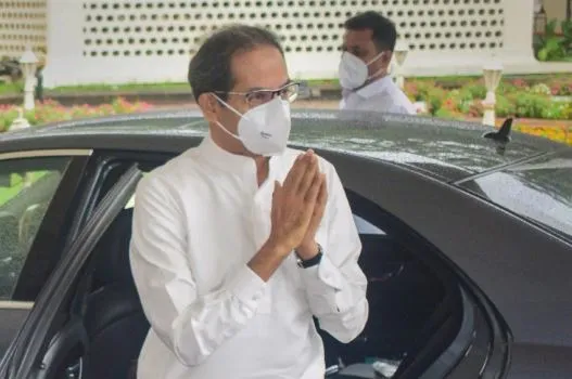 उद्धव ठाकरे ने मराठा संगठन संभाजी ब्रिगेड के साथ शिवसेना के गठबंधन की घोषणा की