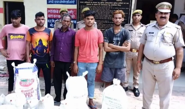 बरेली: कच्ची शराब बनाने के ठिकानों ताबड़तोड़ छापेमारी, पांच गिरफ्तार