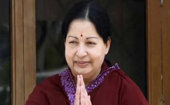 जयललिता की मौत: 500 पन्नों की CM स्टालिन को सौंपी गई रिपोर्ट, 13 महीने में हुई तैयार