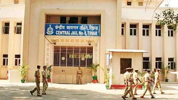 तिहाड़ जेल परिसर में क्षमता से अधिक कैदी, निगरानी रखना भी हुआ मुश्किल, नामी आरोपी काट रहे सजा