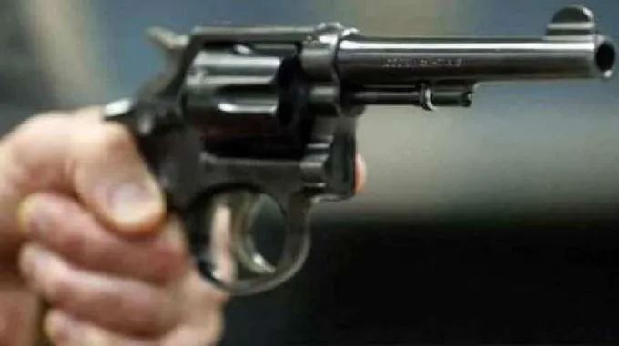 बदायूं: दोस्त के फार्म हाउस पर आए अलीगढ़ के युवक की पिस्टल चोरी, रिपोर्ट दर्ज