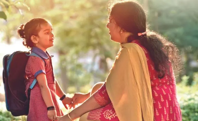 कभी बंद होने की कगार पर था स्कूल, अब बच्चों के दाखिले के लिए कतार में लगते हैं अभिभावक