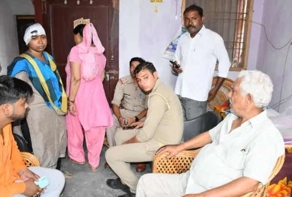 बरेली: बदमाशों के हौसले बुलंद, इज्जत नगर क्षेत्र में डकैती, चार घरों पर बोला धावा, जेवरात समेत लाखों का सामान लूटा