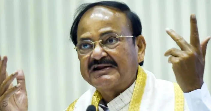 पूर्व उपराष्ट्रपति नायडू हुए ब्रिटेन की छह दिवसीय यात्रा पर रवाना