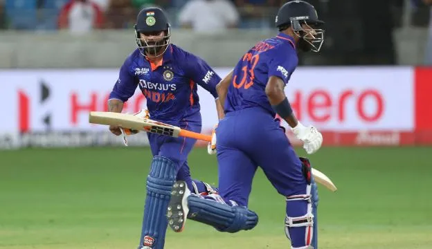 IND vs PAK Asia Cup 2022: टीम इंडिया ने पाकिस्तान के छुड़ाए छक्के, पांच विकेट से हराकर हासिल की जीत