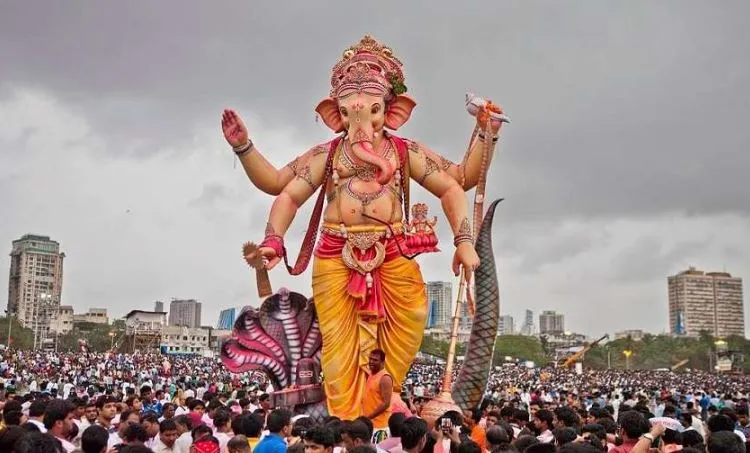 आज से देश और महाराष्ट्र में दस दिवसीय गणेशोत्सव की हो गई शुरुआत