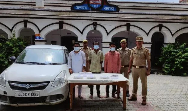 बदायूं: असली बताकर बेच रहे थे नकली चांदी, तीन गिरफ्तार