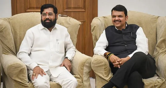 15 अगस्त से पहले होगा महाराष्ट्र मंत्रिमंडल का विस्तार, फडणवीस को गृह विभाग मिलने की संभावना