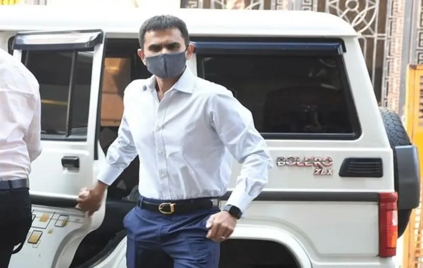 समीर वानखेड़े ने महाराष्ट्र के पूर्व मंत्री नवाब मलिक के खिलाफ मानहानि का मुकदमा दर्ज कराया