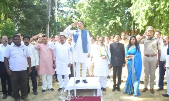 लखीमपुर-खीरी: जनपद मेें उत्साह, उल्लास एवं उमंग से मना आजादी का जश्न