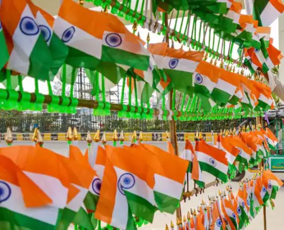 इस्तेमाल हो चुके तिरंगों के निपटान के लिए एमसीडी और आरडब्ल्यूए ने कसी कमर