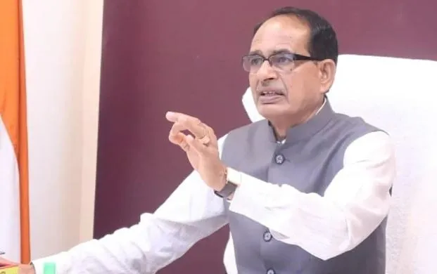 बांधों से पानी को इस प्रकार रेगुलेट करें कि बाढ़ की स्थिति निर्मित न हो- मुख्यमंत्री शिवराज