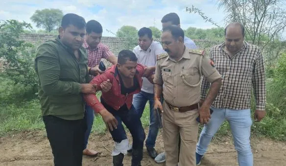 मथुरा: पुलिस को मिली सफलता, 40 हजार का इनामी बदमाश गिरफ्तार, मुठभेड़ में हुआ घायल