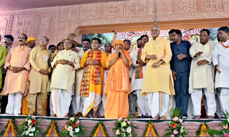 मथुरा: यहां एसी बिल्डिंग में मिलेगा निशुल्क भोजन, मुख्यमंत्री ने किया लोकार्पण