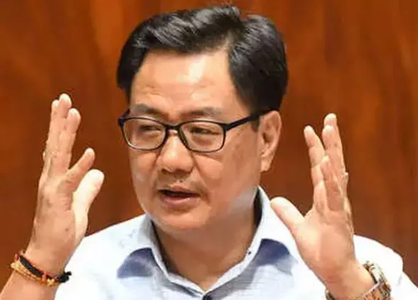 यदि एक न्यायाधीश 50 मामलों का निपटारा करता है, तो 100 और मामले दायर हो जाते हैं- किरेन रीजीजू