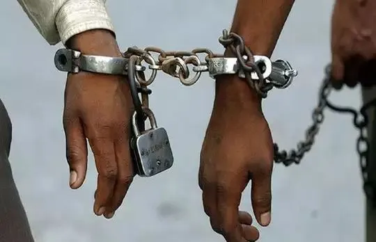 केरल में पुलिस हिरासत में मौत के मामले में दो पुलिसकर्मी गिरफ्तार, जमानत पर रिहा