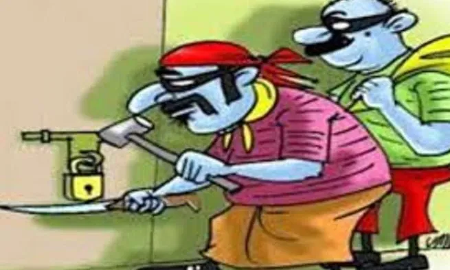बदायूं: ईंट भट्टा कारोबारी के घर से नकदी समेत 15 लाख की चोरी, जांंच में जुटी पुलिस
