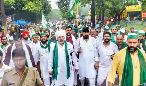 जंतर-मंतर पर किसानों की महापंचायत आज, दिल्ली बॉर्डर पर भारी पुलिस बल तैनात