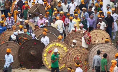 चम्पावत: देवीधुरा के बाराही मंदिर में कल खेली जाएगी बग्वाल