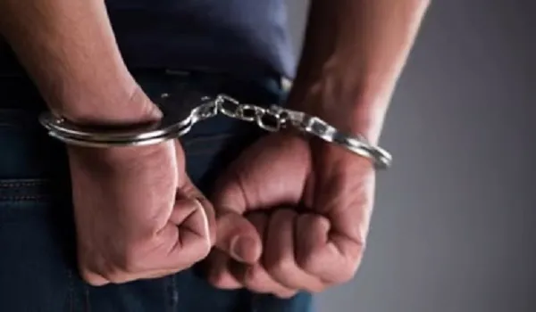 मुरादाबाद : घर में चोरी छिपे भैंस काट रहे थे सगे भाई, एक गिरफ्तार