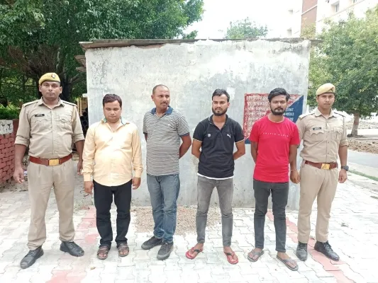 अयोध्या : स्पा सेंटर और सैलून की आड़ में चल रहा था देह व्यापार का धंधा, 9 गिरफ्तार