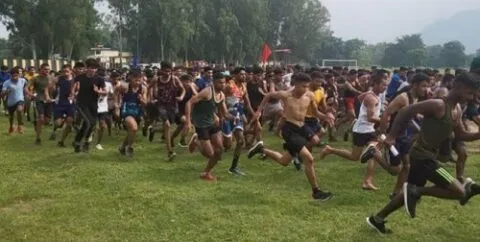 रानीखेत: आठवें दिन अग्निवीर बनने को 1798 युवाओं ने लगाई दौड़, रविवार को भर्ती का विश्राम