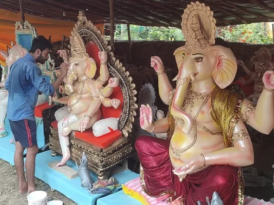 अयोध्या: गणेश चतुर्थी पर विराजमान होंगे बप्पा, पंडालों में लगेंगी ईको फ्रेंडली मूर्तियां