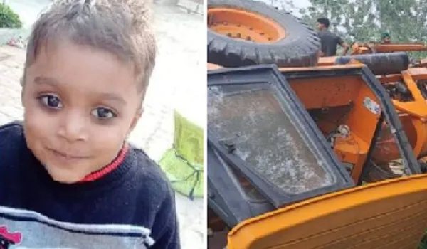 मुरादाबाद : रेल फाटक पर क्रेन ने बच्चे को कुचला, मासूम की मौत से भड़के ग्रामीणों ने काटा बवाल