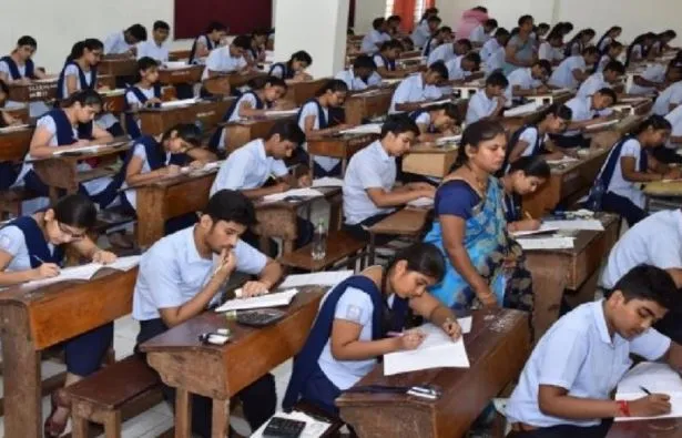 UP Board Compartment Exam 2022: इस डेट को हो सकता है यूपी बोर्ड 10वीं और 12वीं की कंपार्टमेंट परीक्षा का आयोजन, जानें ताजा अपडेट