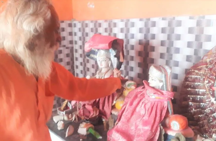 संभल: राजघाट मंदिर में मूर्तियां खंडित करने पर क्षेत्र में तनाव, घटनास्थल पर पुलिस बल तैनात