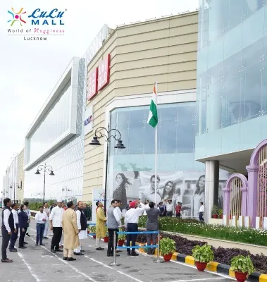 लखनऊ : राजधानी के लुलु मॉल में मनाया गया 76वां स्वतंत्रता दिवस