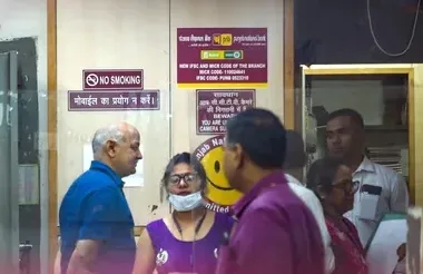 गाजियाबाद: वसुंधरा में सीबीआई ने डिप्टी सीएम मनीष सिसोदिया के बैंक लॉकर खंगाले