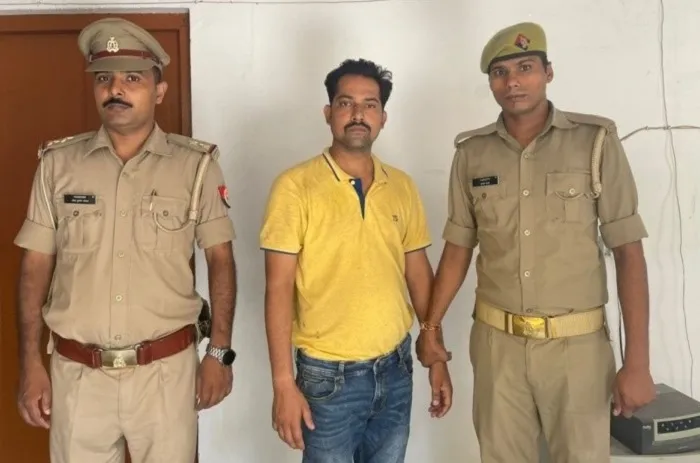 लखनऊ : नशेड़ी पति ने महिला सिपाही पर पेचकस और हथौड़ी से किया हमला