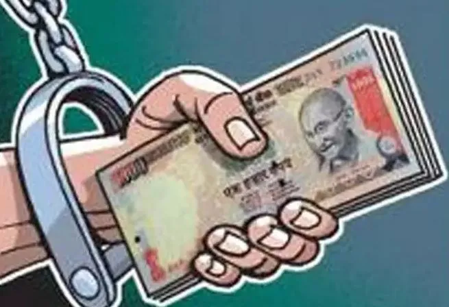 भाजपा के पूर्व विधायक की पत्नी को नकली नोट चलाने के लिए चार साल की सजा