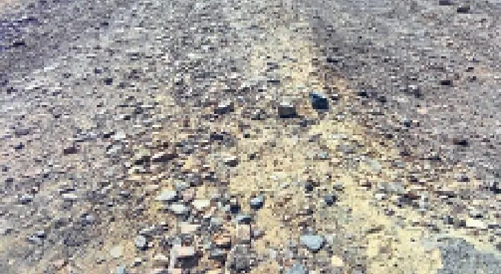 गरमपानी: उधेड़ डाली 60 लाख रुपये के डामरीकरण की परतें, दौड़ाई पोकलैंड मशीन