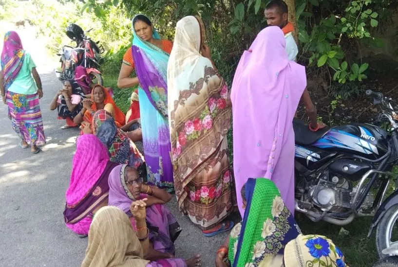 पीलीभीत: ससुराल से लौटते वक्त खोई झुमकी तलाशने निकले किसान को ट्रक ने मारी टक्कर, मौके पर मौत