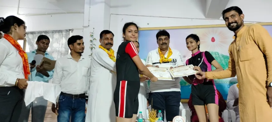 उन्नाव: नंदन वन में योगासन प्रतियोगिता का हुआ आयोजन