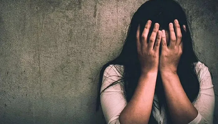 हरदोई : लेखपाल पर विधवा को झांसा देकर दुष्कर्म करने का आरोप, रिपोर्ट दर्ज कर जांच में जुटी पुलिस