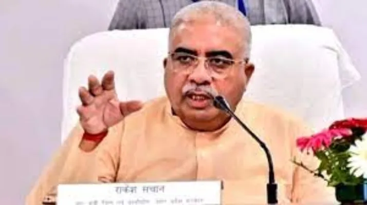 कानपुर : राकेश सचान पर हो सकती है बड़ी कार्रवाई, कोर्ट से फरार होने का है आरोप, देखिये अपनी सफाई में क्या बोले मंत्री