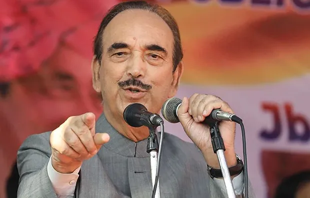 जम्मू-कश्मीर: कांग्रेस ने किया बड़ा बदलाव, नया पार्टी चीफ बनें विकार रसूल वानी, गुलाम नबी आजाद को भी मिली बड़ी जिम्मेदारी