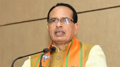 सिंगरौली के व्यवस्थित विकास के लिए पारदर्शिता के साथ हो योजनाओं का क्रियान्वयन- मुख्यमंत्री शिवराज