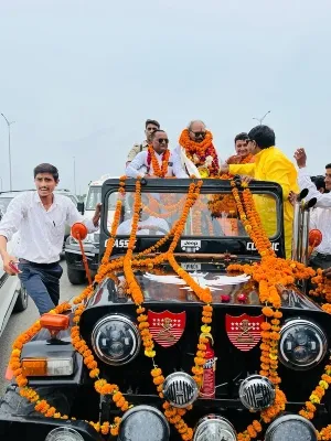 उन्नाव: दोबारा प्रसपा जिलाध्यक्ष बनने पर हुआ भव्य स्वागत