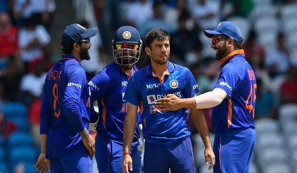 IND vs WI : टीम इंडिया को नहीं मिल रहा अमेरिका का वीजा, आखिरी दो टी20 मैच को लेकर सस्पेंस बढ़ा