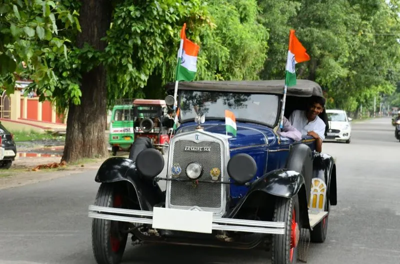 पिता की अमानत बेटे ने सहज कर रखी, इंदौर के राजा से खरीद कर बरेली आई थी एरिसकिने सिक्स कार