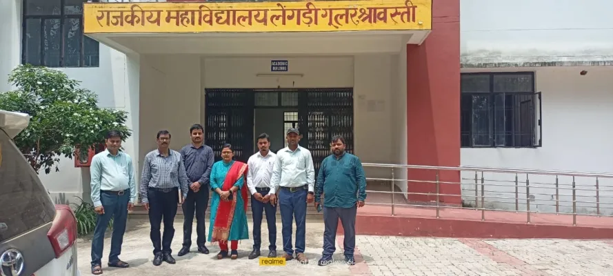 बहराइच : क्षेत्रीय उच्च शिक्षा अधिकारी ने किया महाविद्यालयों भ्रमण, दिए सुझाव