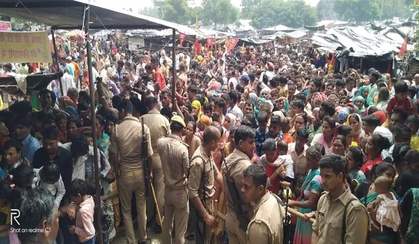 बिजनौर: जाहरवीर गोगा मंदिर में उमड़ा श्रद्धालुओ‍ं का सैलाब, पुलिस और पीएसी के जवान रहे मुस्तैद,