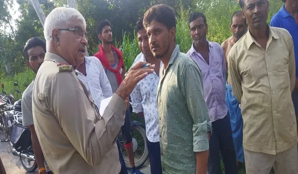 मुरादाबाद : कार की टक्कर से सास की मौत और दामाद घायल